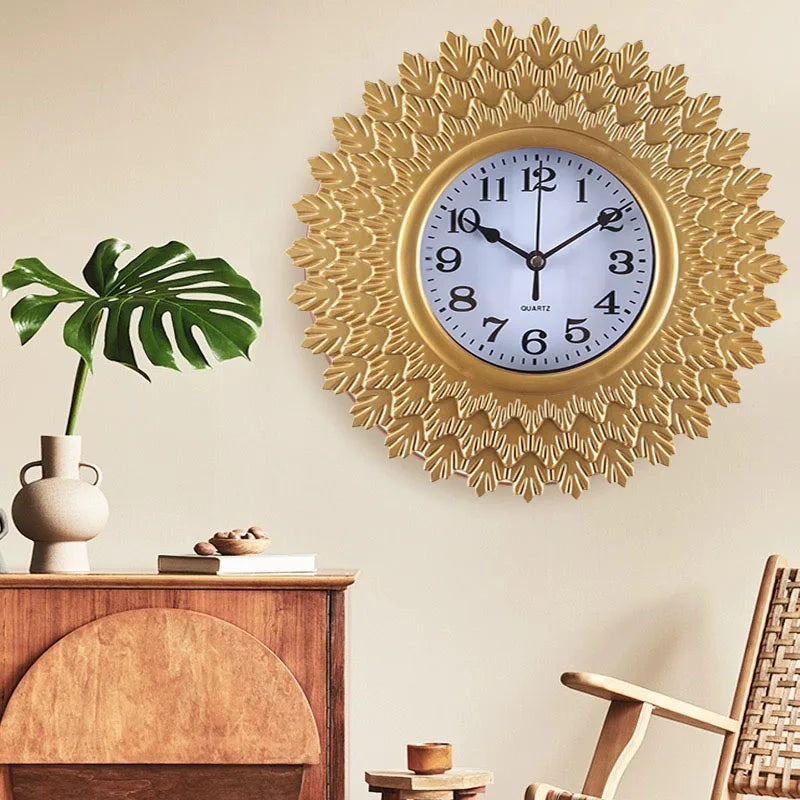 Wall clock European living room Personality creative Fashion clock Silent art bedroom living room Kitchen wall decoration