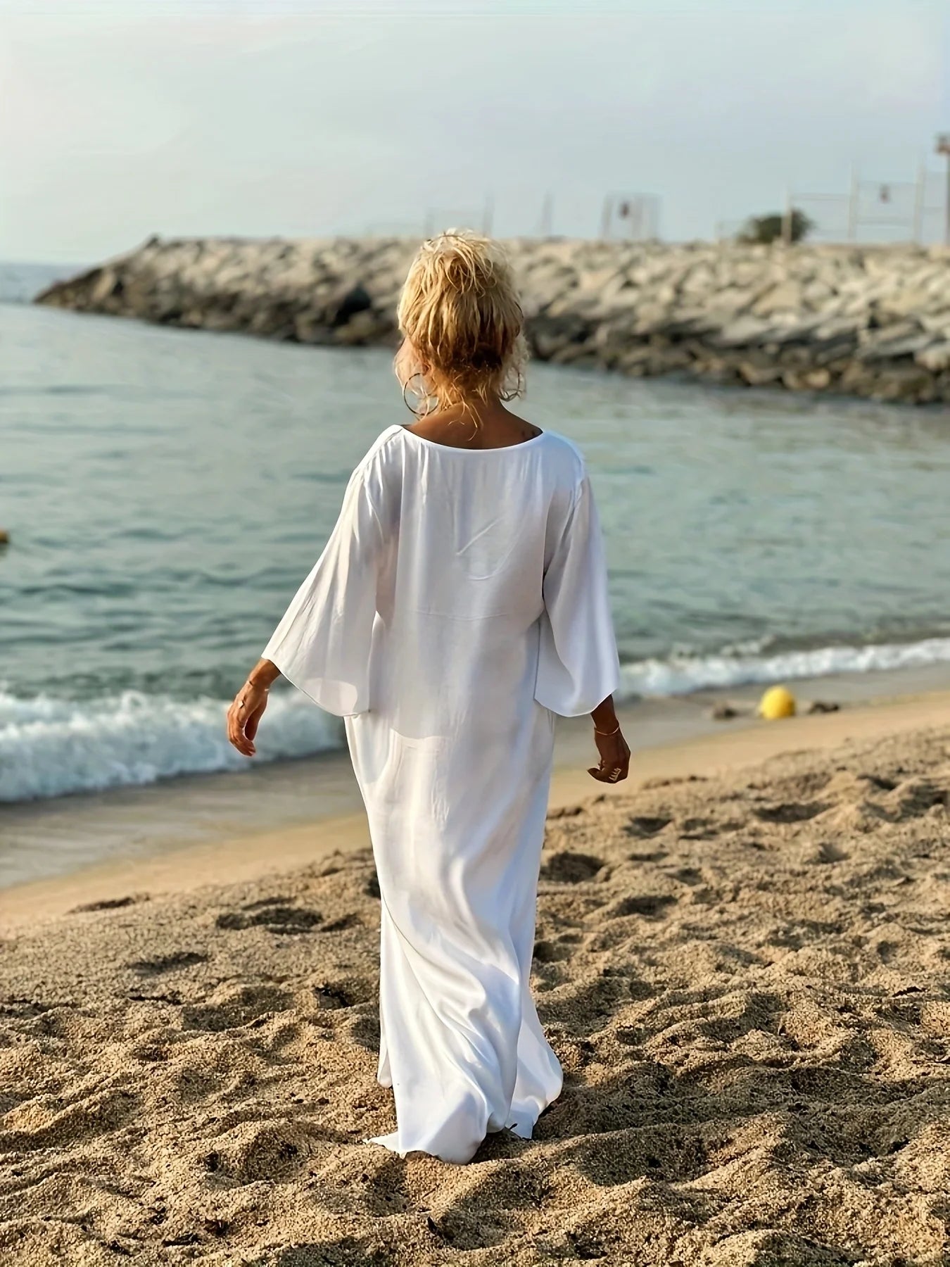 Plus Size Women's White V-Neck Batwing Sleeve Loose Maxi Dress - Beach Vacation Cover-Up Style (0XL-4XL)