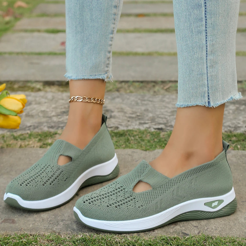 Summer women's casual sports shoes simple  light and solid women's shoes for sale throughout the four seasons with free shipping