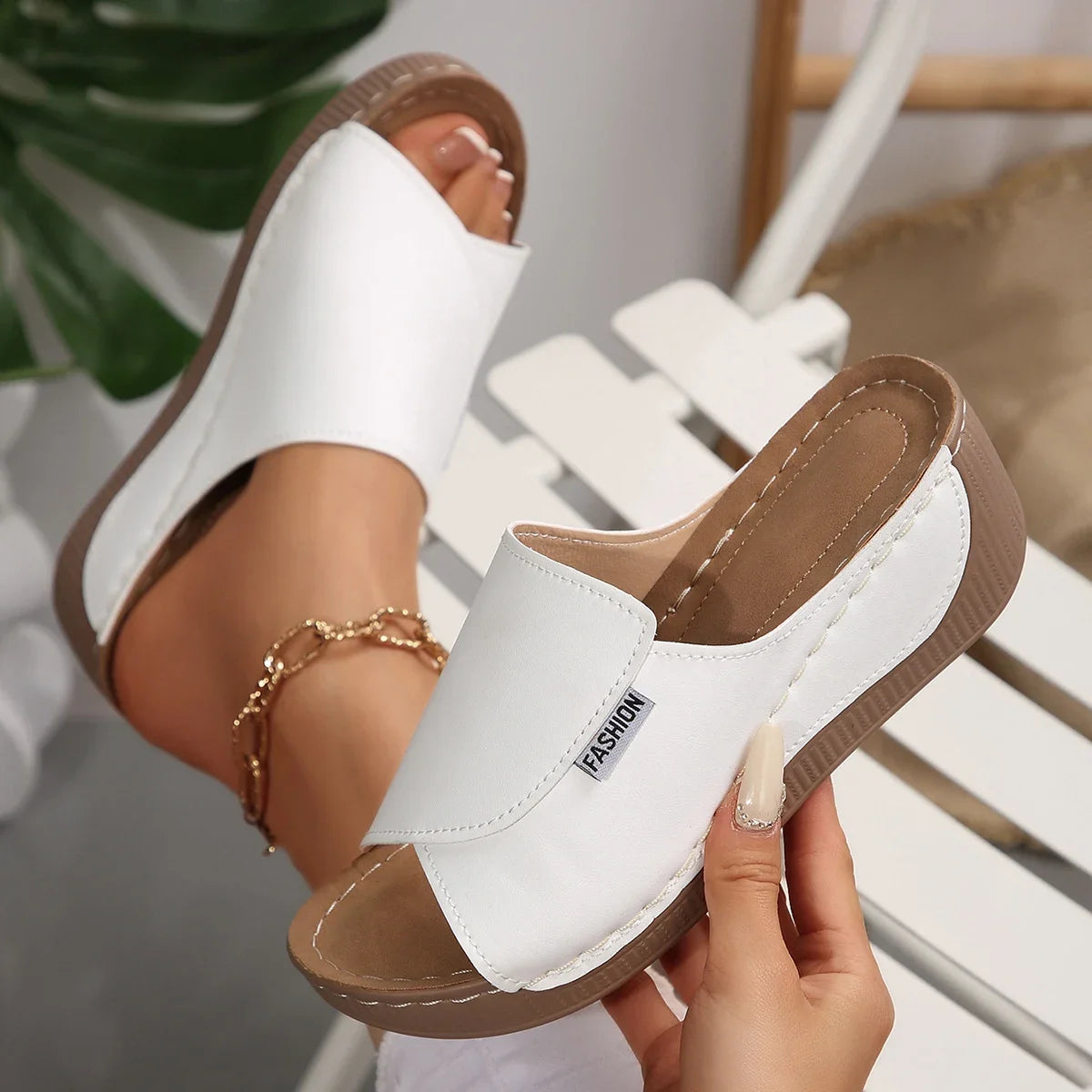 Women Wedge Slippers Summer  New Fashion Slippers Open Toe Breathable Sandals Comfortable Buckle Woman Shoes Slides Women