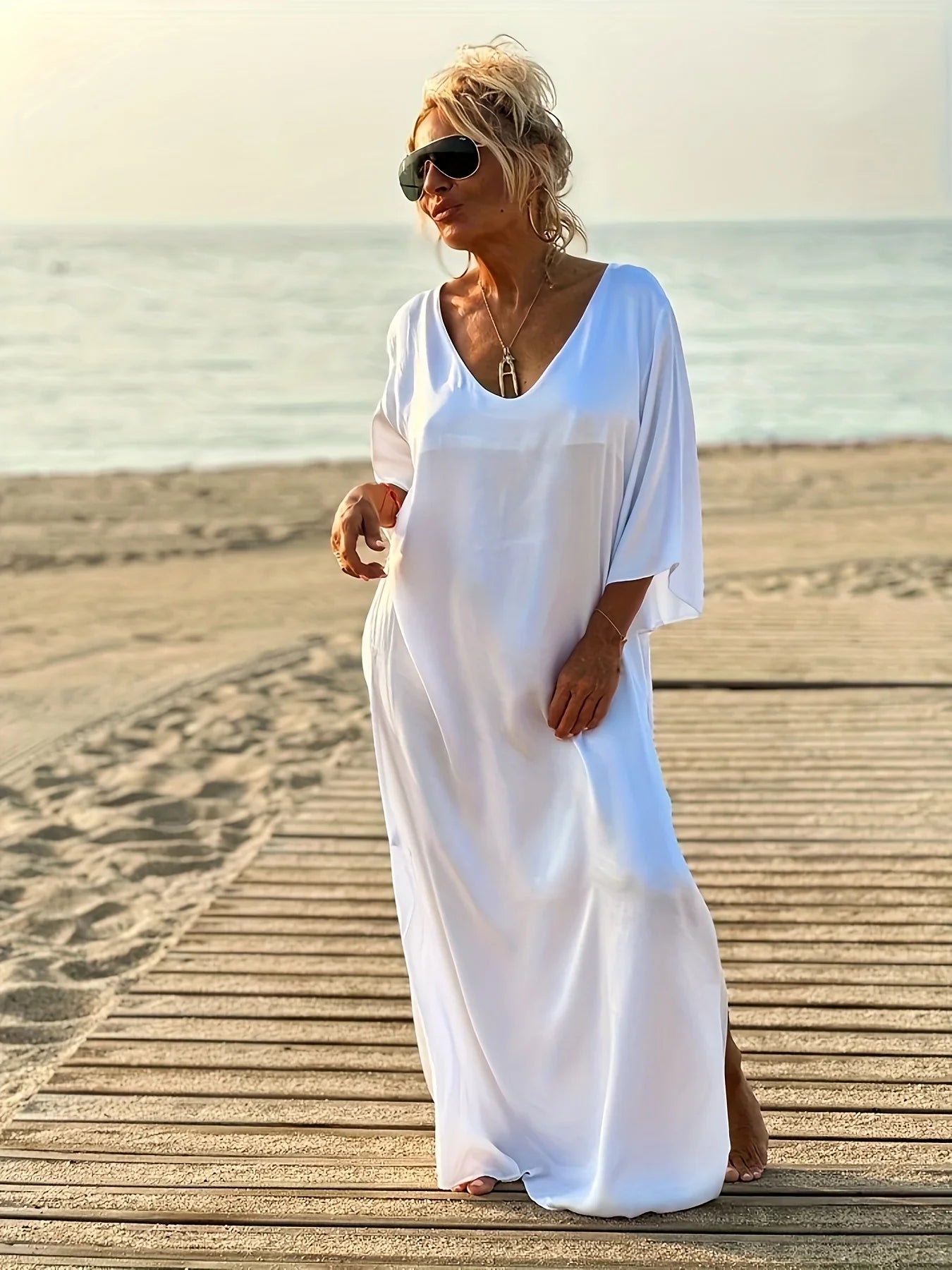 Plus Size Women's White V-Neck Batwing Sleeve Loose Maxi Dress - Beach Vacation Cover-Up Style (0XL-4XL)