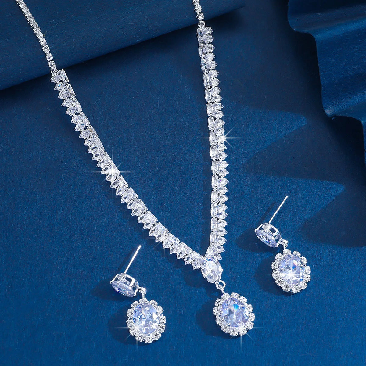 Zircon necklace and earrings set - luxurious style collar chain, high-end style neck accessory, women's jewelry