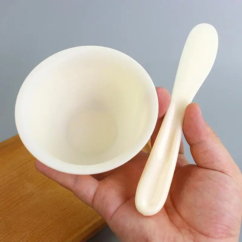 Silicone Mixing Bowl for Face Masks with Facial Applicator Spatula Perfect for DIY Beauty Supplies at Home