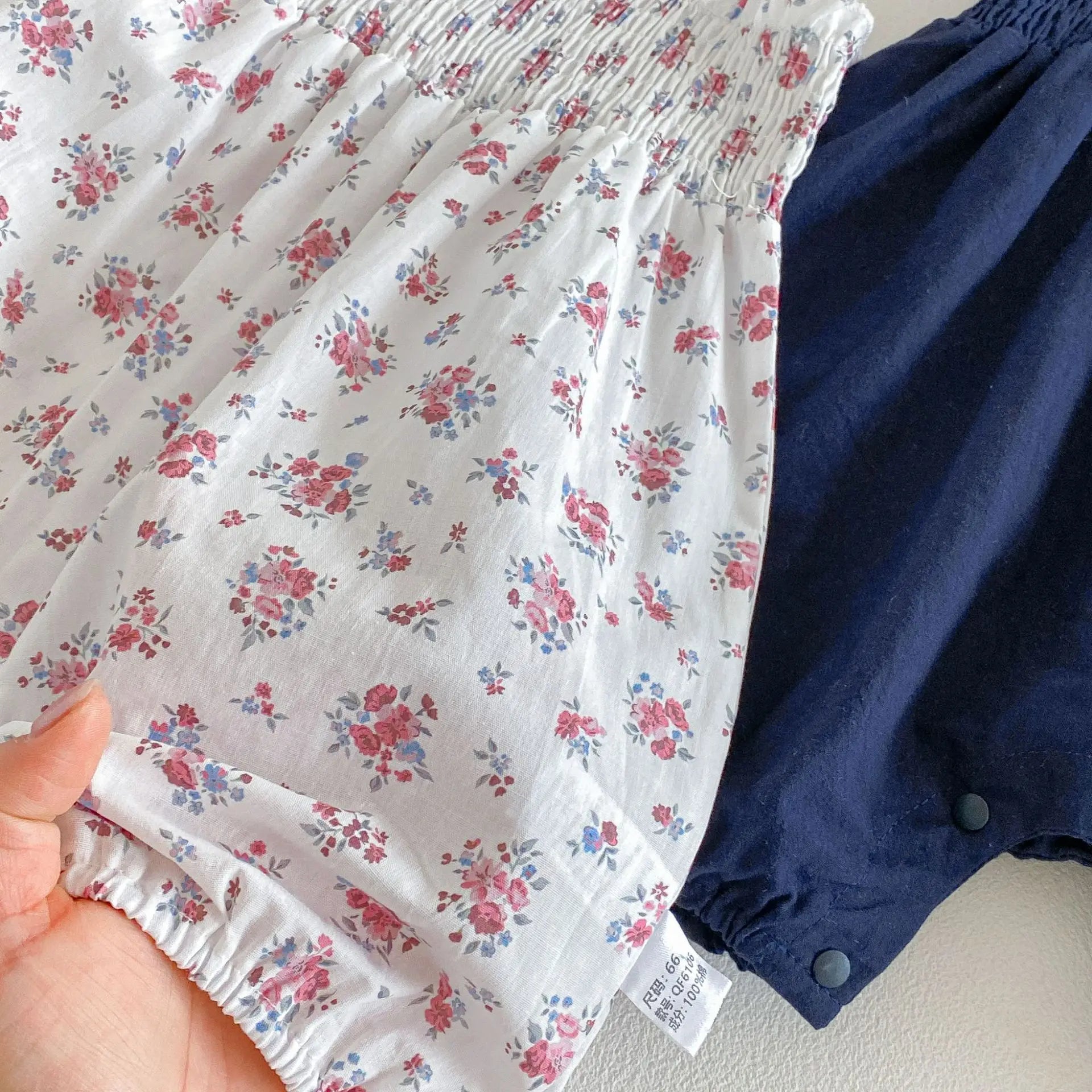 2026 New Summer 0-2Y Baby Clothes Fresh Floral/Solid Color Girls Romper with Bow Sling Smocked Elastic Waist Jumpsuit