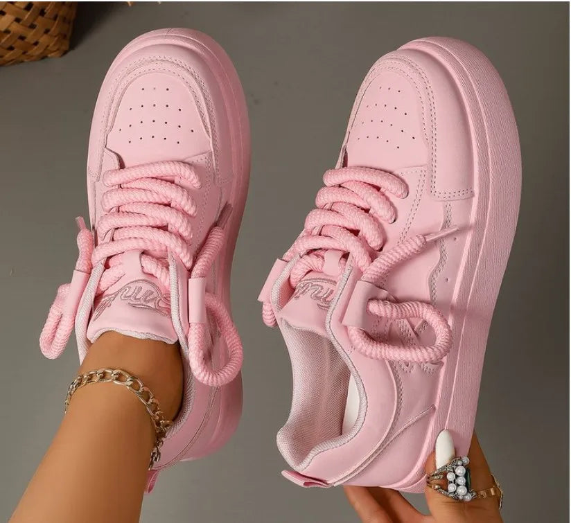 Women's Lightweight Sneakers with Cushioned Sole