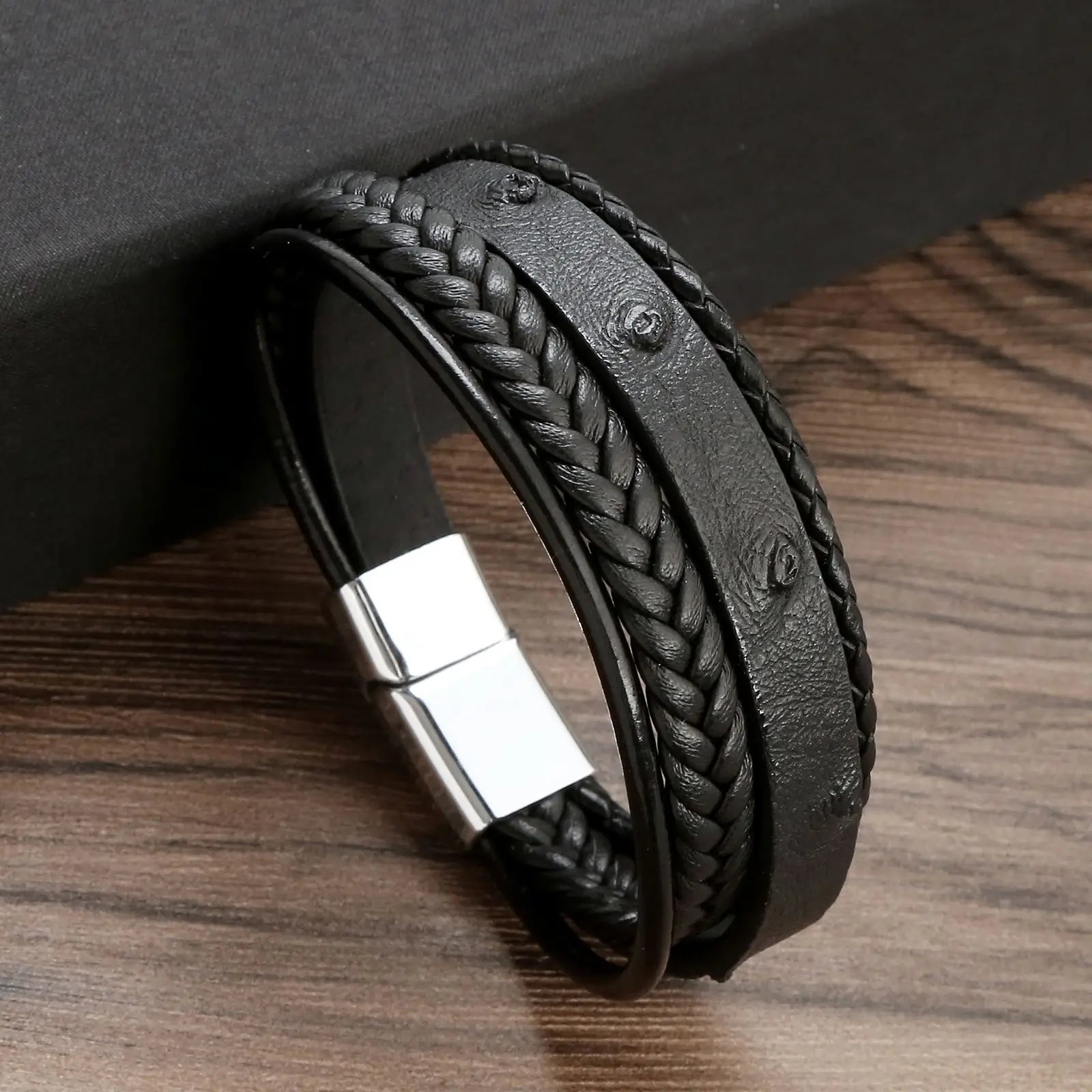 Classic 4-Layer Tiger Eye Stone Hand-Woven Leather Bracelets For Men Punk Fashion Alloy Magnetic Buckle Casual Bracelet Jewelry