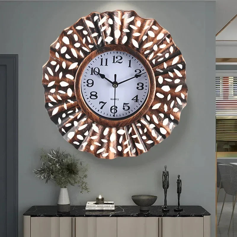 Wall clock European living room Personality creative Fashion clock Silent art bedroom living room Kitchen wall decoration