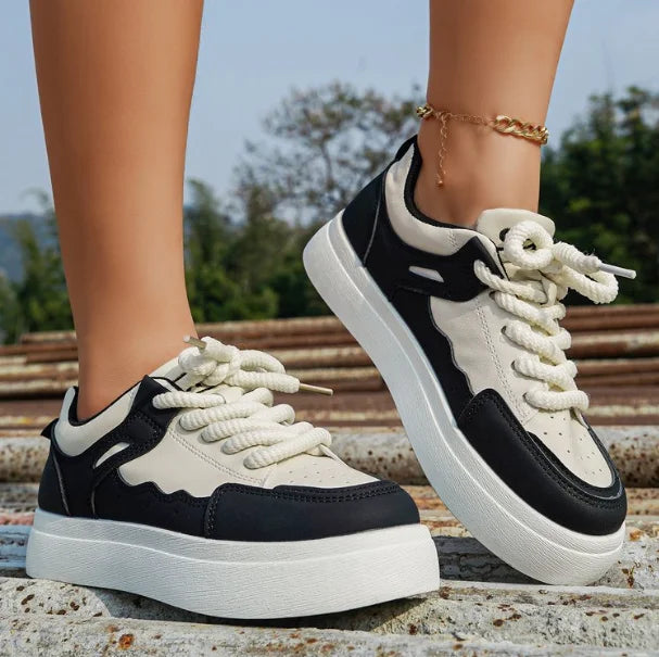 Women's Lightweight Sneakers with Cushioned Sole