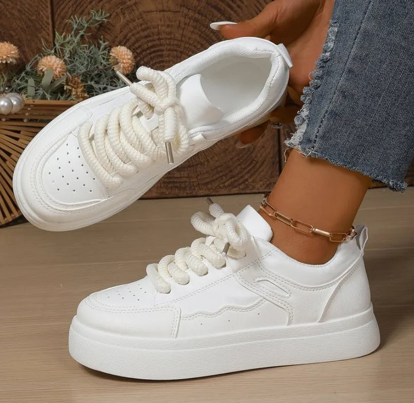 Women's Lightweight Sneakers with Cushioned Sole
