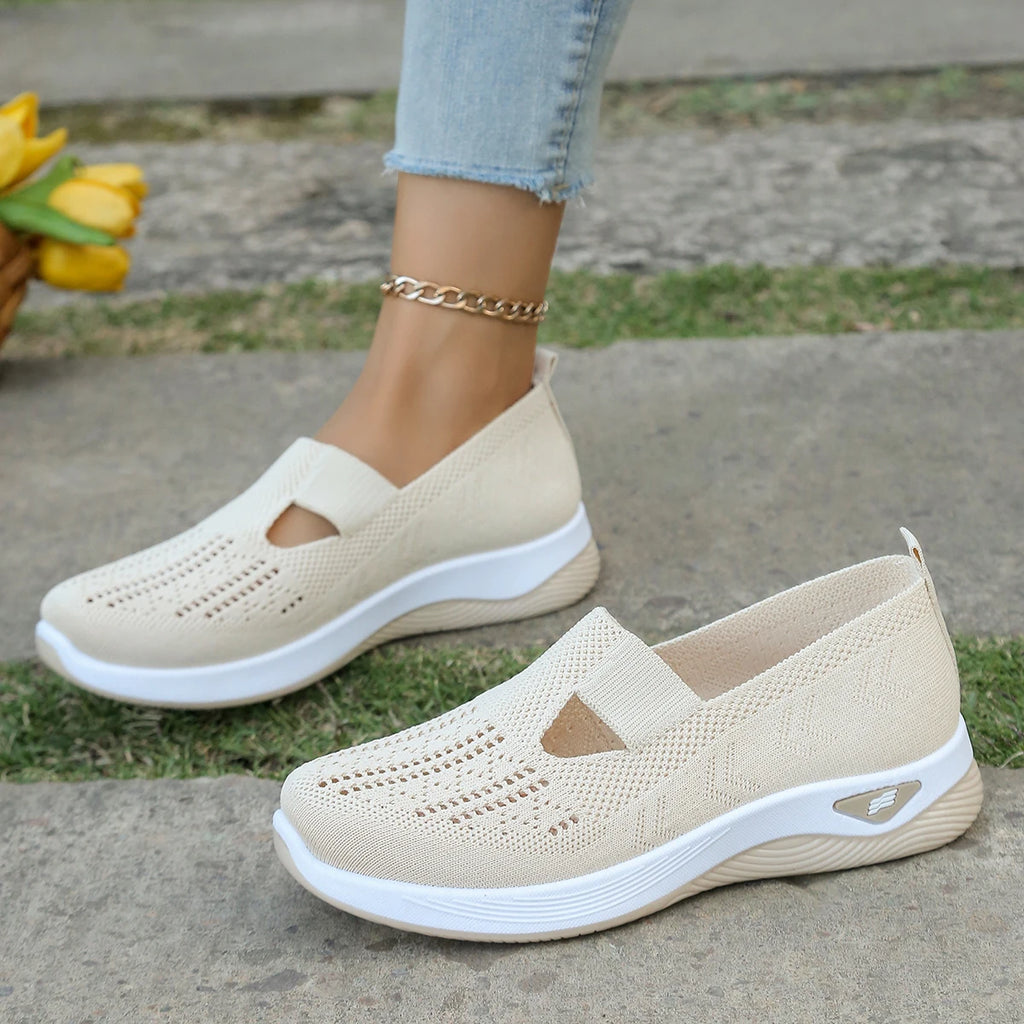 Summer women's casual sports shoes simple  light and solid women's shoes for sale throughout the four seasons with free shipping