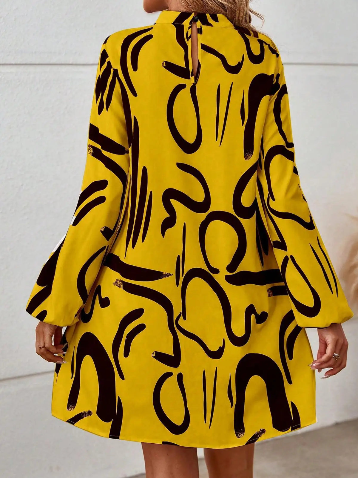 Women's Keyhole Neckline A-Line Dress.